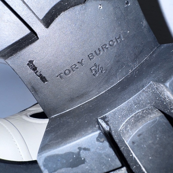 Tory Burch Lug Sole White Ankle Boots 5.5 - Picture 5 of 5
